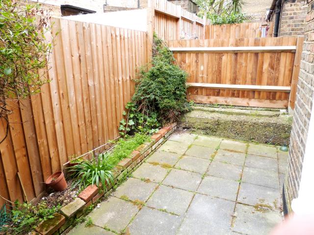 			NEW INSTRUCTION (Private Garden), 2 Bedroom, 1 bath, 1 reception Flat			 Cotleigh Road, WEST HAMPSTEAD
