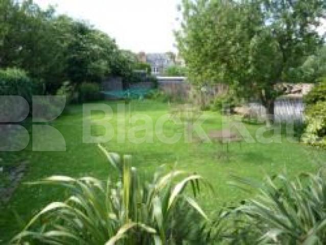 			1 Bedroom, 1 bath, 1 reception Flat			 Queens Avenue, MUSWELL HILL N10