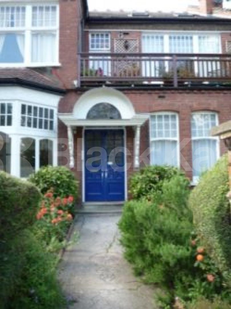 			1 Bedroom, 1 bath, 1 reception Flat			 Queens Avenue, MUSWELL HILL N10