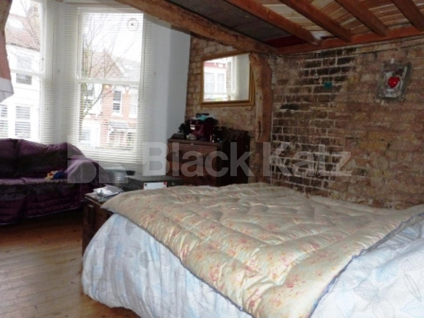 			2 Bedroom, 1 bath, 1 reception Flat			 Allison Road, Haringey Ladder