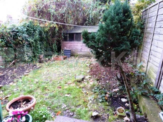 			2 Bedroom, 1 bath, 1 reception Flat			 Allison Road, Haringey Ladder