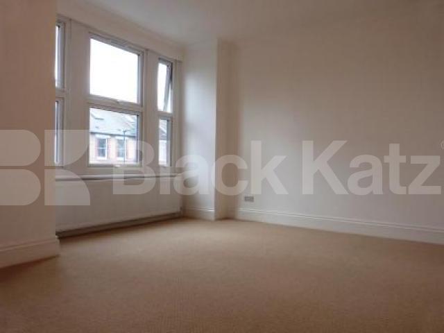 			3 Bedroom, 1 bath, 1 reception House			 Leith Road, Wood Green