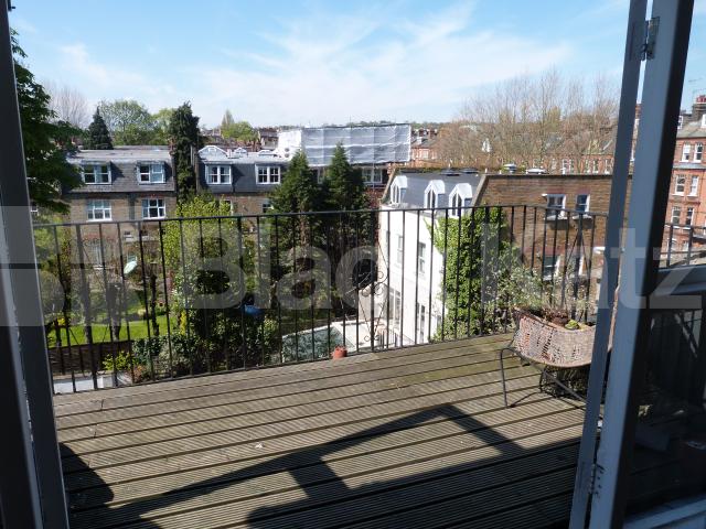 			3 Bedroom, 1 bath, 1 reception Apartment			 Goldhurst Terrace, South Hampstead
