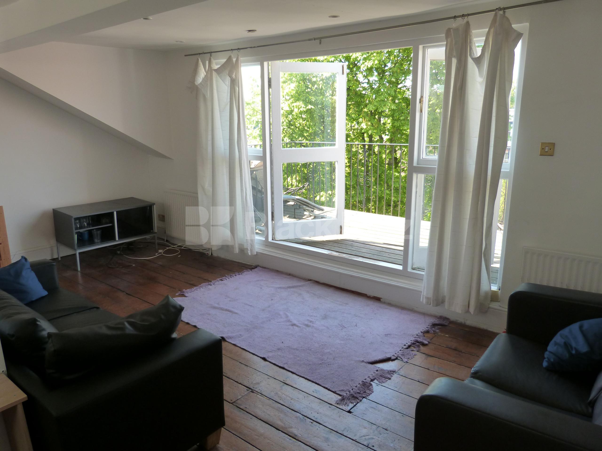 			3 Bedroom, 1 bath, 1 reception Apartment			 Goldhurst Terrace, South Hampstead NW6