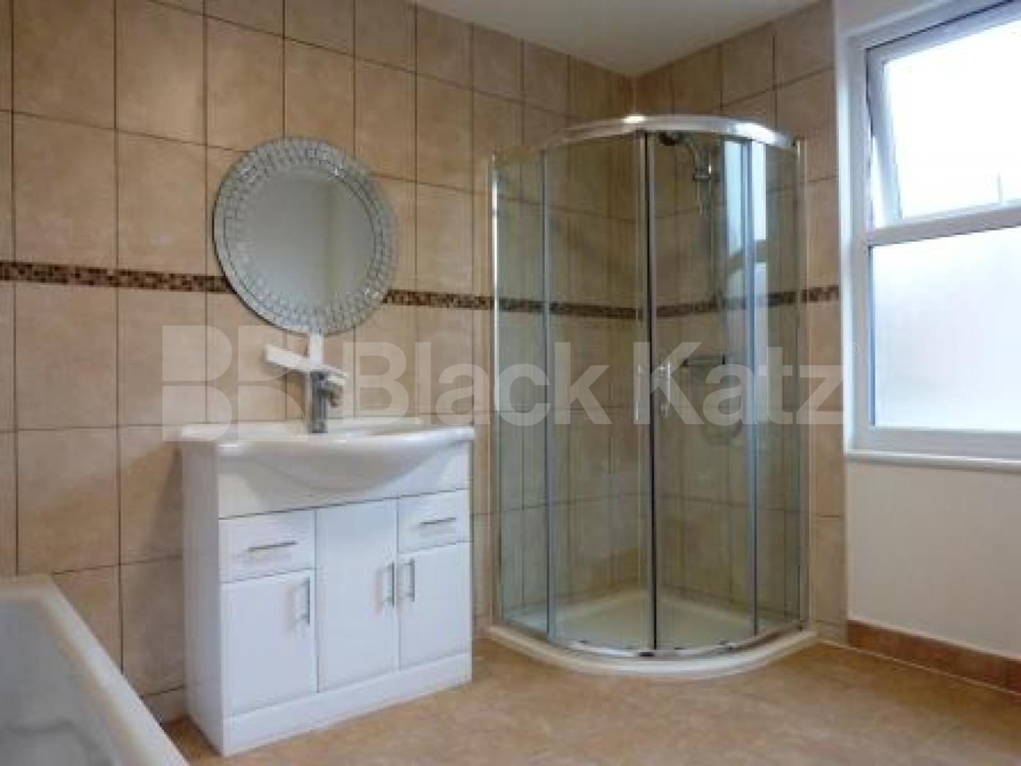 			3 Bedroom, 1 bath, 1 reception House			 Leith Road, Wood Green