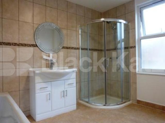 			3 Bedroom, 1 bath, 1 reception House			 Leith Road, Wood Green