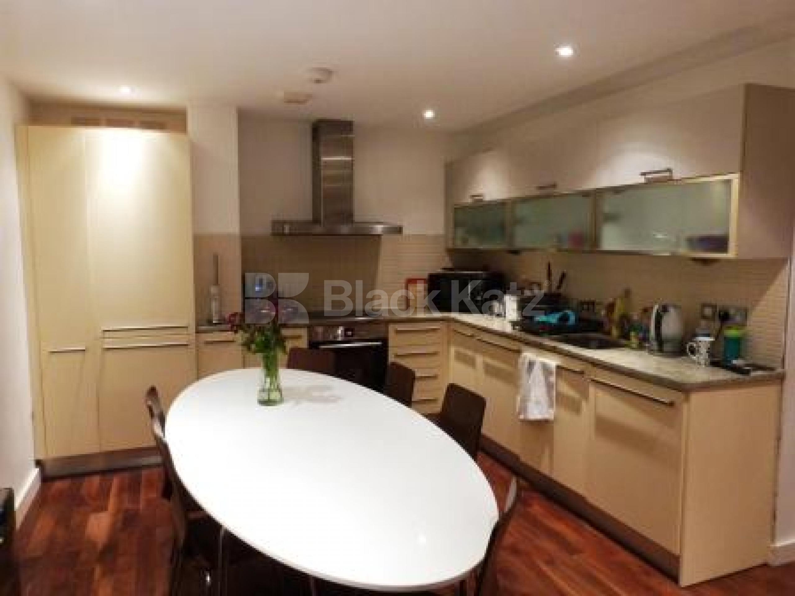			2 Bedroom, 1 bath, 1 reception Flat			 The Village Apartments, CROUCH END N8 N8