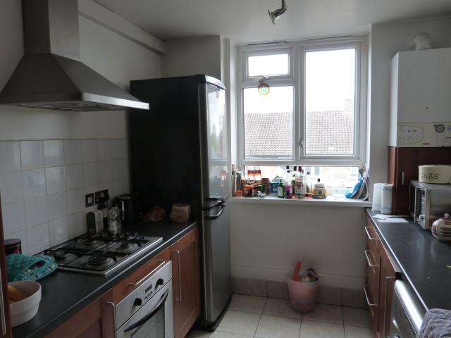 			LET, 2 Bedroom, 1 bath, 1 reception Flat			 Dobson Close, SWISS COTTAGE