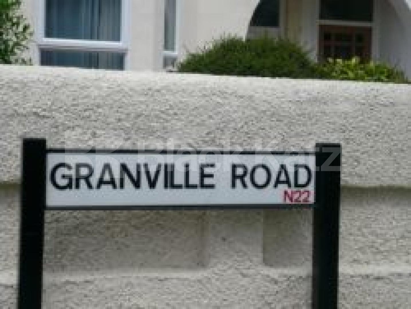 			2 Bedroom, 1 bath, 1 reception Flat			 Granville Road, WOOD GREEN N22