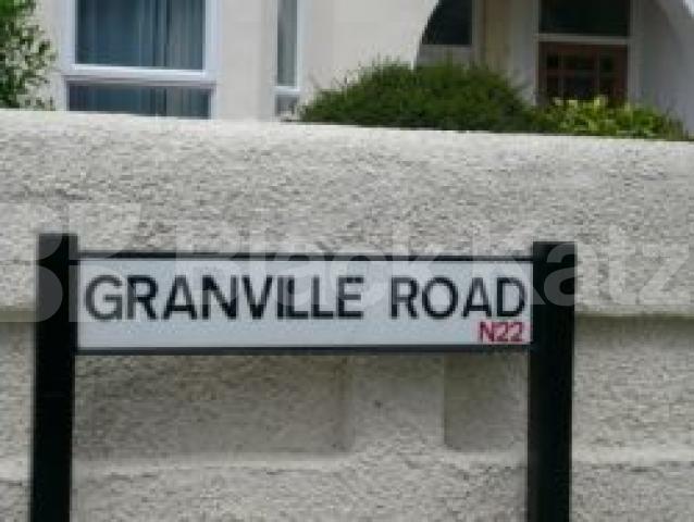 			2 Bedroom, 1 bath, 1 reception Flat			 Granville Road, WOOD GREEN N22