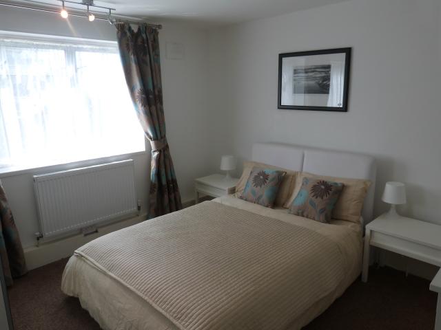 			NEWLY REFURBISHED TO THE HIGHEST STANDARD!, 2 Bedroom, 1 bath, 1 reception Flat			 Mansfield Road, Great North Road, East Finchley/Highgate