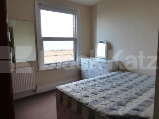 			Only 1 month's deposit instead of 6 weeks saving £384! , 1 Bedroom, 1 bath, 1 reception Flat			 Rathcoole Gardens, Hornsey