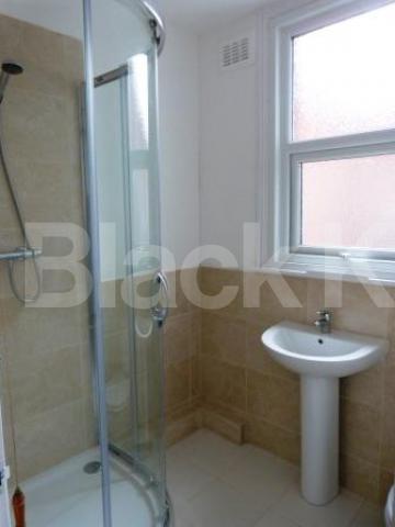 			Only 1 month's deposit instead of 6 weeks saving £384! , 1 Bedroom, 1 bath, 1 reception Flat			 Rathcoole Gardens, Hornsey