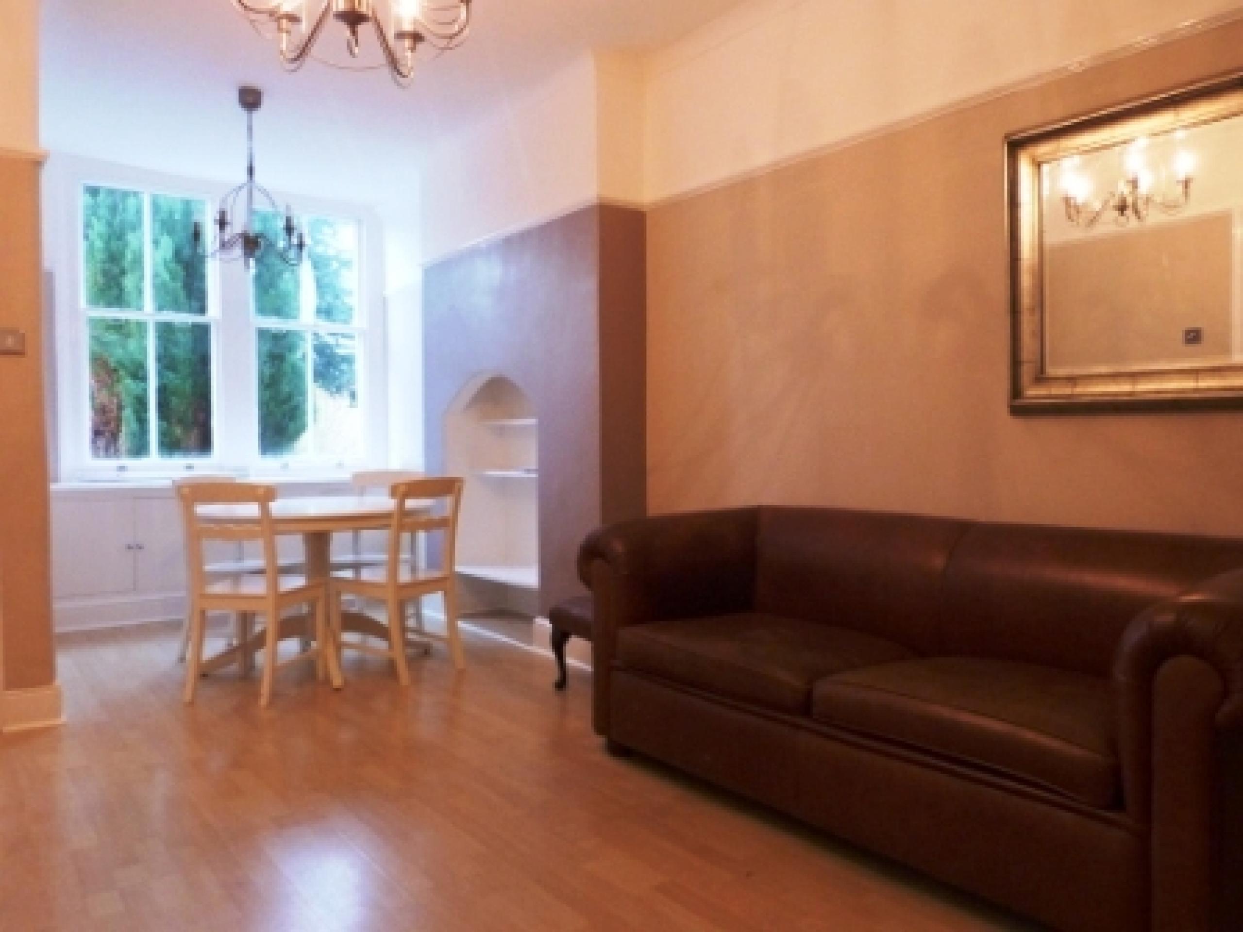 			2 Bedroom, 1 bath, 1 reception Flat			 Hillfield Park, MUSWELL HILL N10