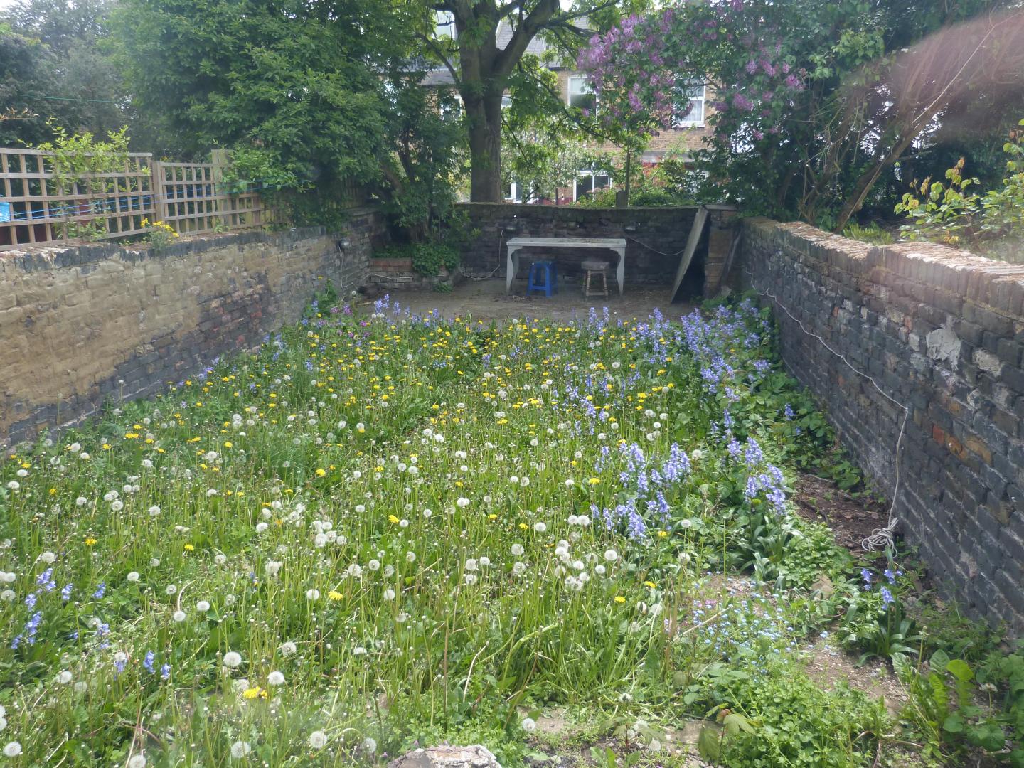 			NEW INSTRUCTION, 2 Bedroom, 1 bath, 1 reception Flat			 Leighton Gardens, KENSAL GREEN