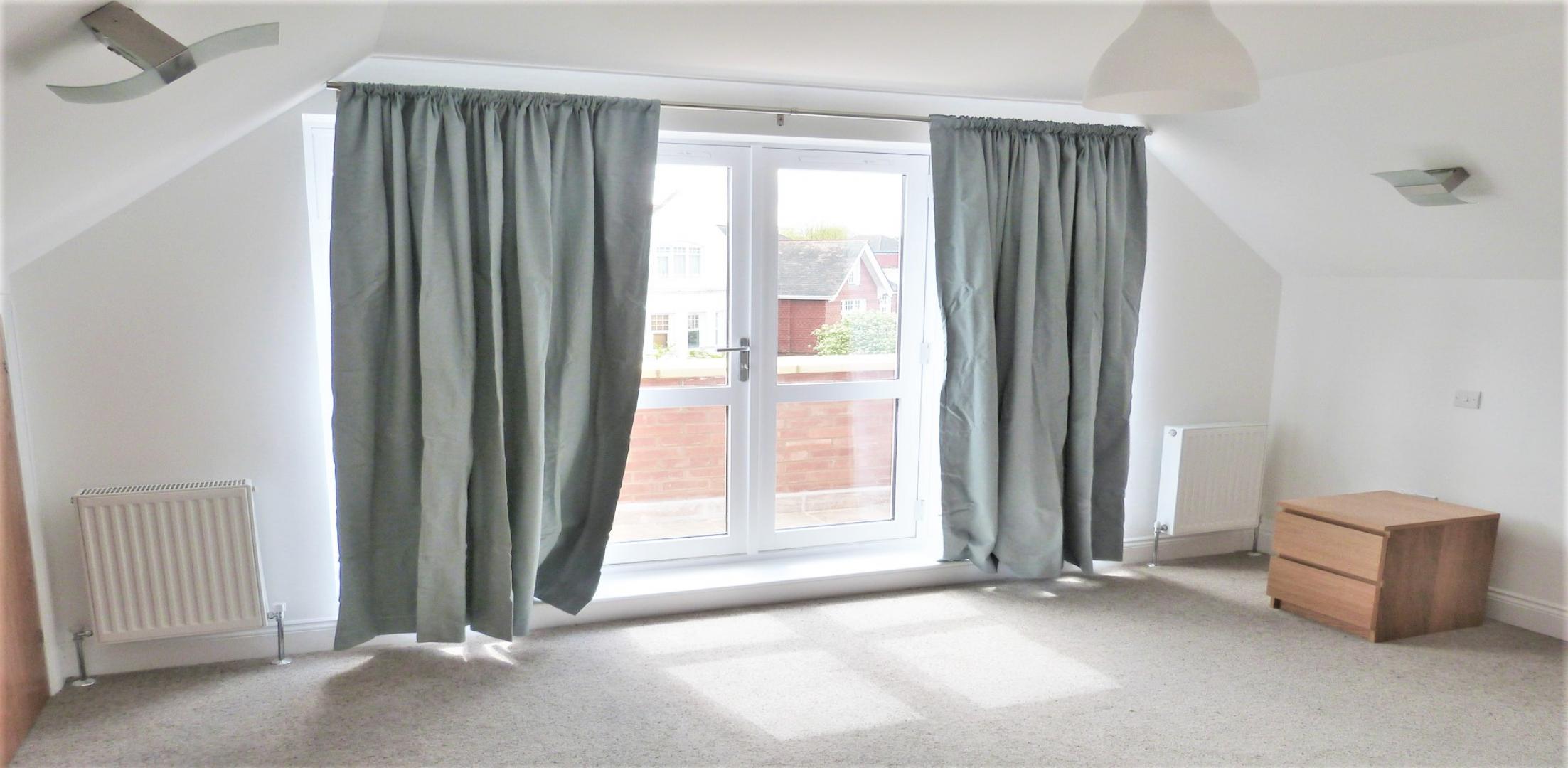 			2 Bedroom, 1 bath, 1 reception Flat			 Heathfield Park, WILLESDEN GREEN