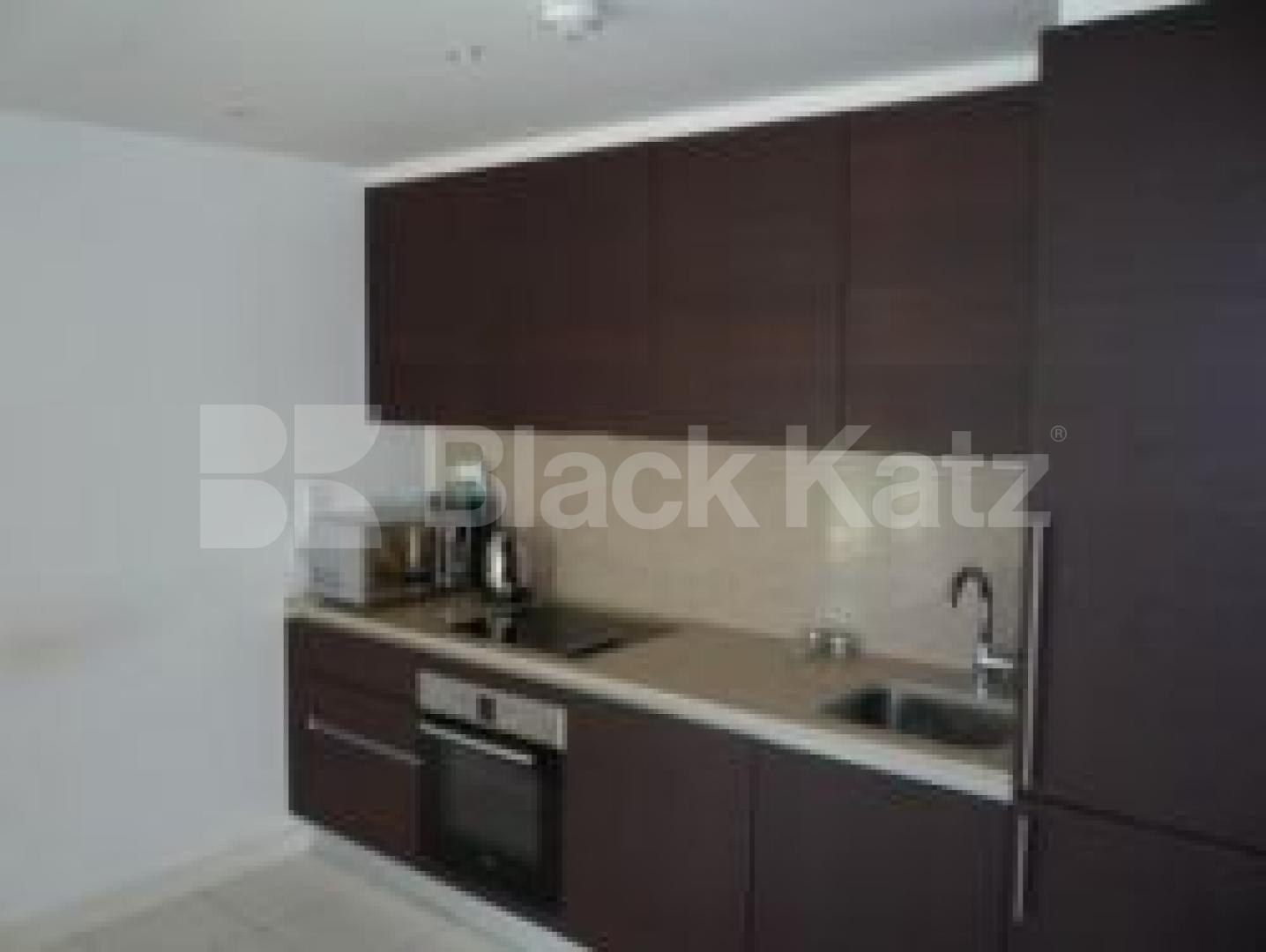 			LET!, 2 Bedroom, 1 bath, 1 reception Flat			 New River Village, Crouch End N8