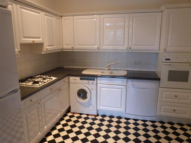 			2 Bedroom, 1 bath, 1 reception Flat			 Canfield Gardens, WEST HAMPSTEAD