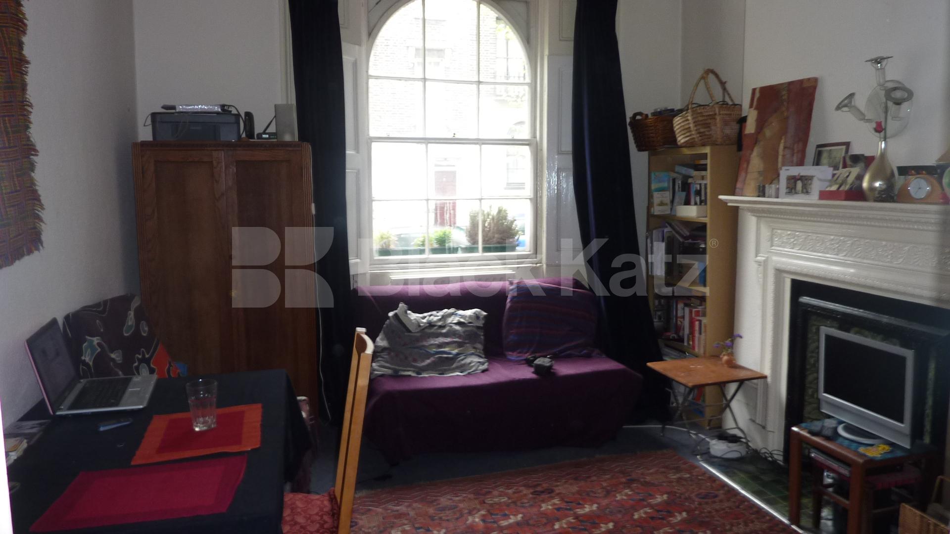			CENTRAL ZONE 1 LOCATION!, 1 Bedroom, 1 bath, 1 reception Flat			 Swinton Street, KINGS CROSS