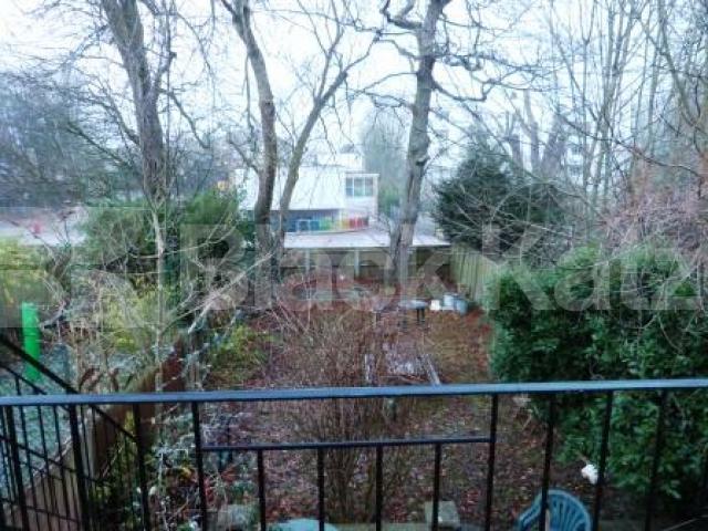 			ONLY 1 MONTH'S DEPOSIT, INSTEAD OF 6 WEEKS SAVING YOU £700!, 3 Bedroom, 1 bath, 1 reception Flat			 Kings Avenue, Muswell Hill