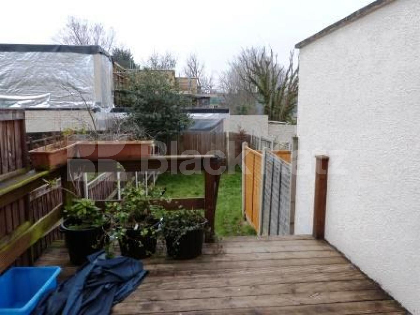 			1 Bedroom, 1 bath, 1 reception Flat			 Langdon Park Road, HIGHGATE