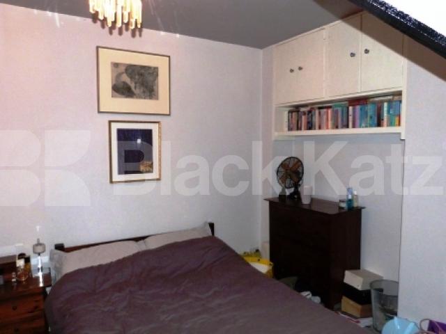 			1 Bedroom, 1 bath, 1 reception Flat			 Crouch Hill, CROUCH END