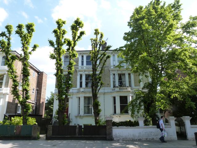 			1 Bedroom, 1 bath, 1 reception Flat			 Cambridge Gardens, LADBROKE GROVE