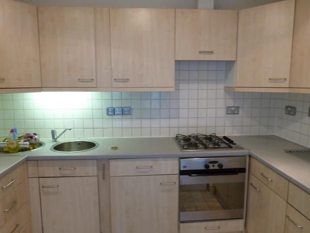 			2 Bedroom, 1 bath, 1 reception Flat			 Primrose Gardens, BELSIZE PARK