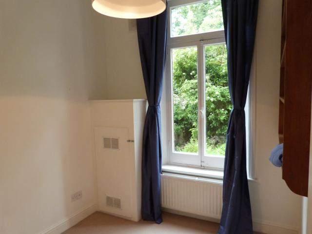 			2 Bedroom, 1 bath, 1 reception Flat			 Primrose Gardens, BELSIZE PARK