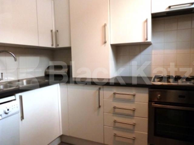 			1 Bedroom, 1 bath, 1 reception Apartment			 Queens Avenue, Muswell Hill