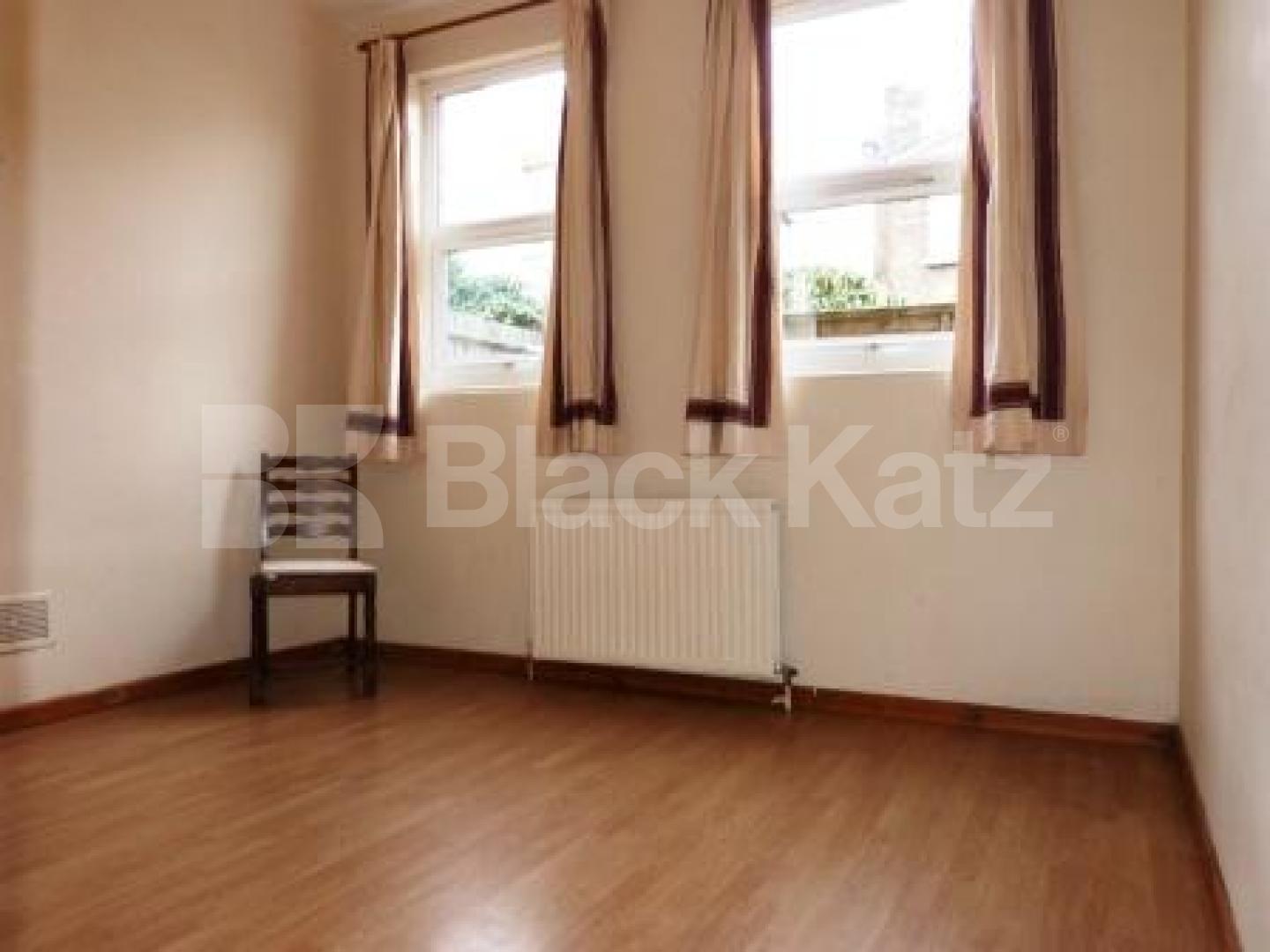 			2 Bedroom, 1 bath, 1 reception Ground Floor Flat			 Beechwood Road, Crouch End