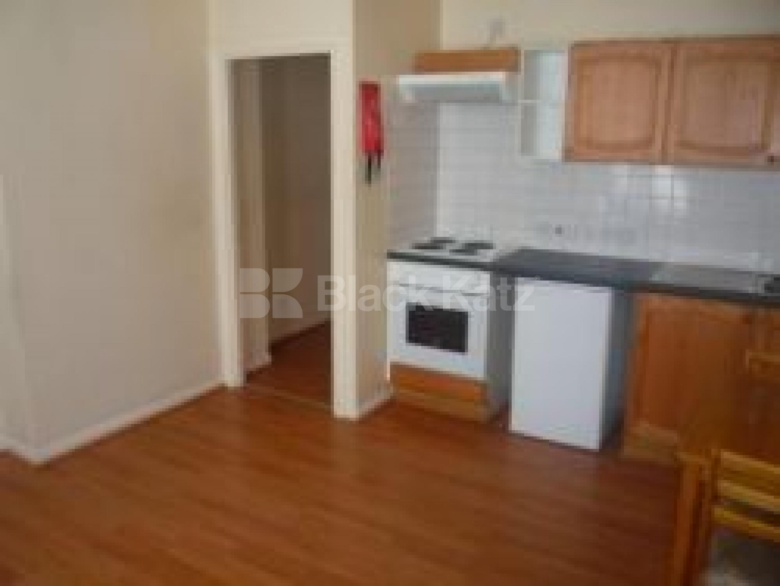 			1 Bedroom, 1 bath, 1 reception Ground Floor Flat			 Alexandra Park Road, MUSWELL HILL N10