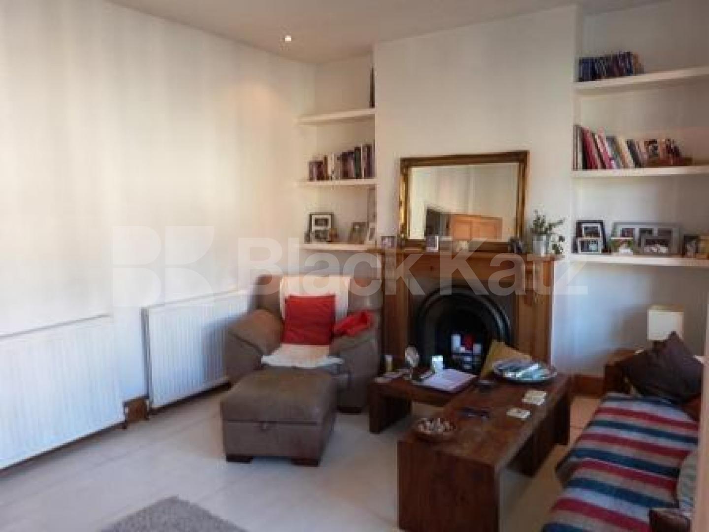 			1 Bedroom, 1 bath, 1 reception Flat			 Hornsey Lane, HIGHGATE