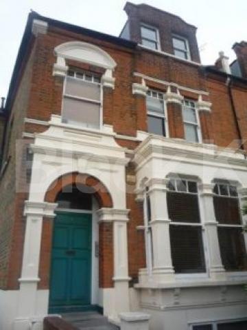 			2 Bedroom, 1 bath, 1 reception Flat			 Ridge road, CROUCH END