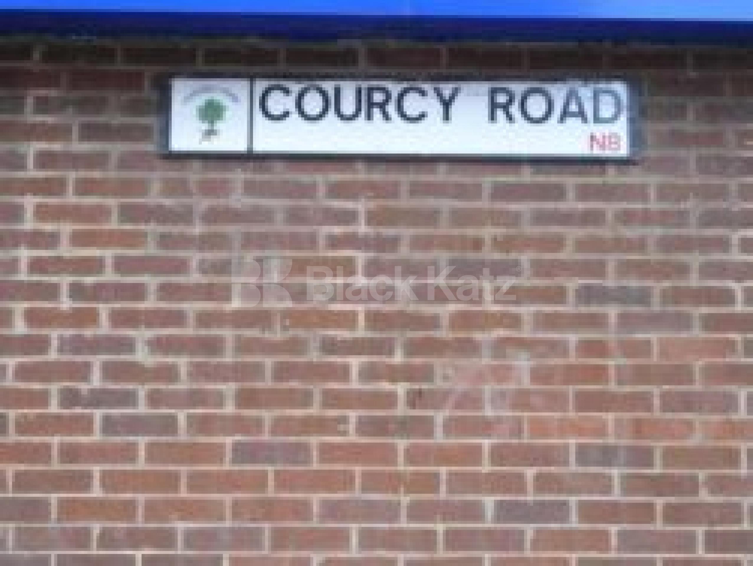 			2 Bedroom, 1 bath, 1 reception Flat			 Courcy Road, WOOD GREEN/TURNPIKE LANE N8