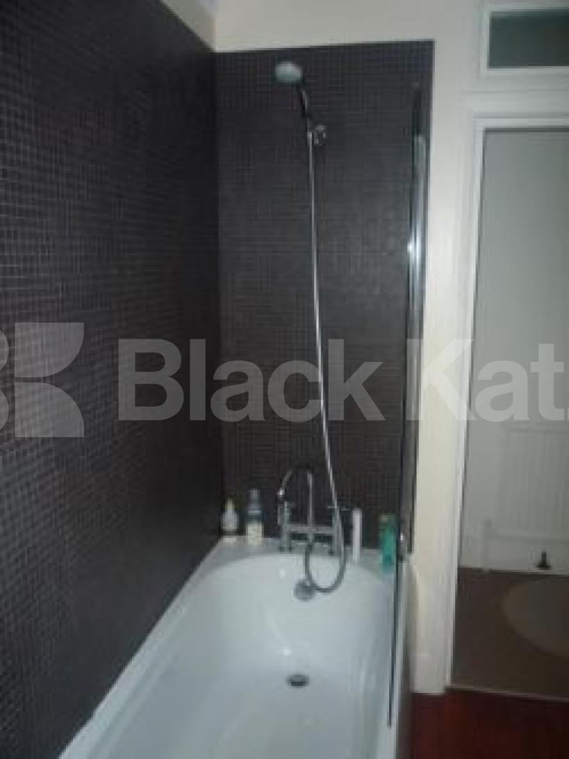 			1 Bedroom, 1 bath, 1 reception Flat			 Cecile Park, CROUCH END