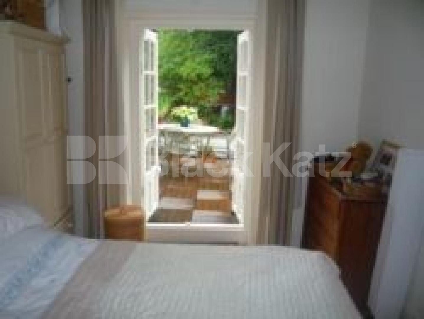 			1 Bedroom, 1 bath, 1 reception Flat			 Cecile Park, CROUCH END