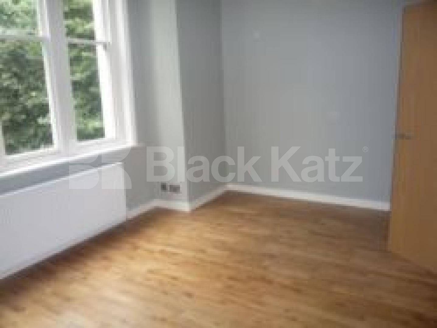 			COLERIDGE CATCHMENT AREA, 2 Bedroom, 1 bath, 1 reception Ground Floor Flat			 Crescent Road, CROUCH END