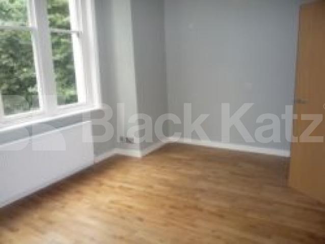 			COLERIDGE CATCHMENT AREA, 2 Bedroom, 1 bath, 1 reception Ground Floor Flat			 Crescent Road, CROUCH END