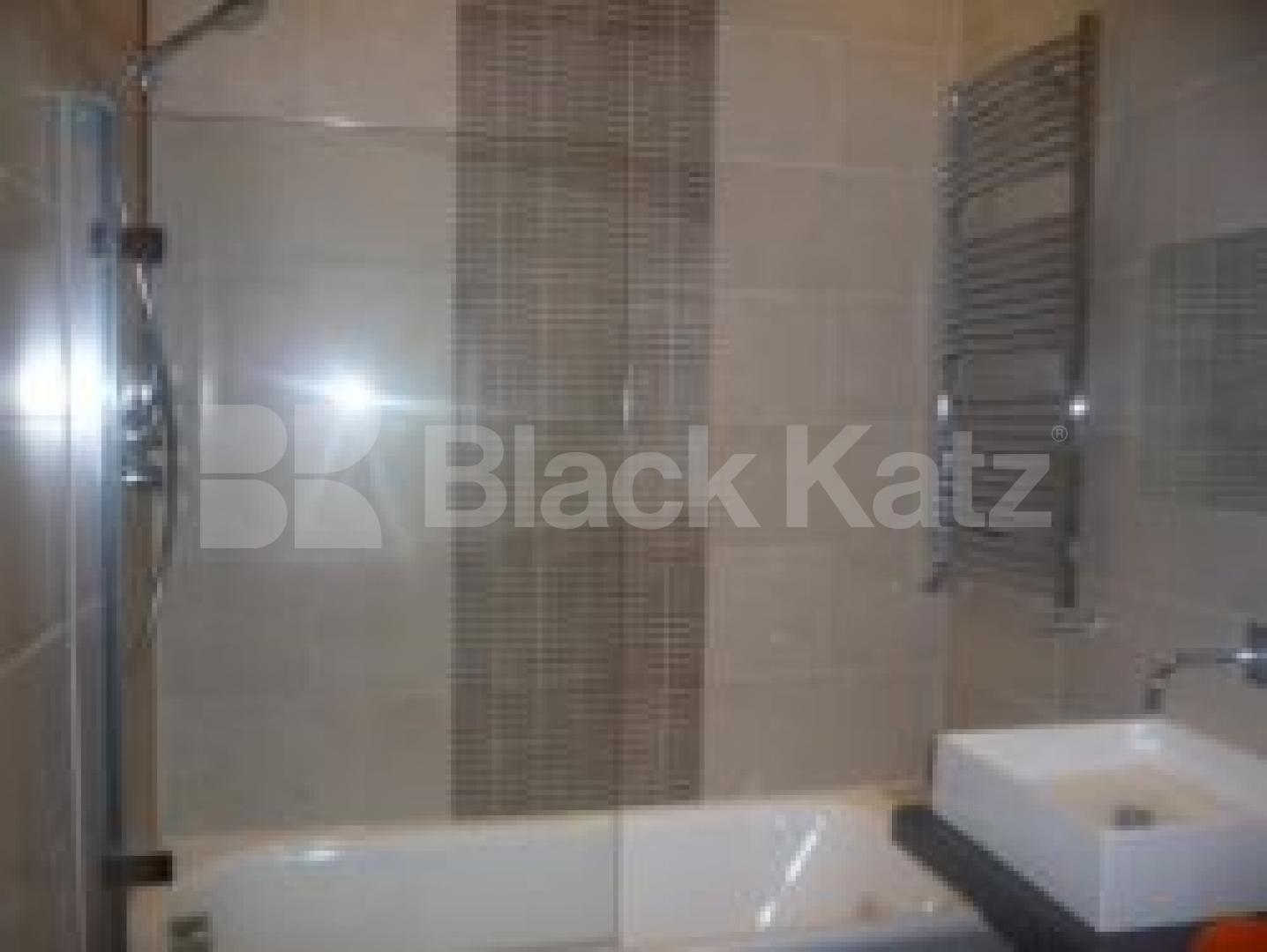 			COLERIDGE CATCHMENT AREA, 2 Bedroom, 1 bath, 1 reception Ground Floor Flat			 Crescent Road, CROUCH END