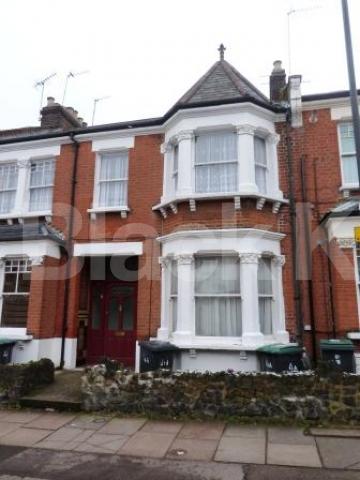 			1 Bedroom, 1 bath, 1 reception Ground Floor Flat			 Hatherley Gardens, CROUCH END