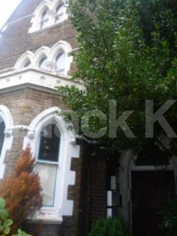 			COLERIDGE CATCHMENT AREA, 2 Bedroom, 1 bath, 1 reception Ground Floor Flat			 Crescent Road, CROUCH END