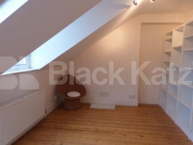 			1 Bedroom, 1 bath, 1 reception Flat			 Ridge Road, Crouch End