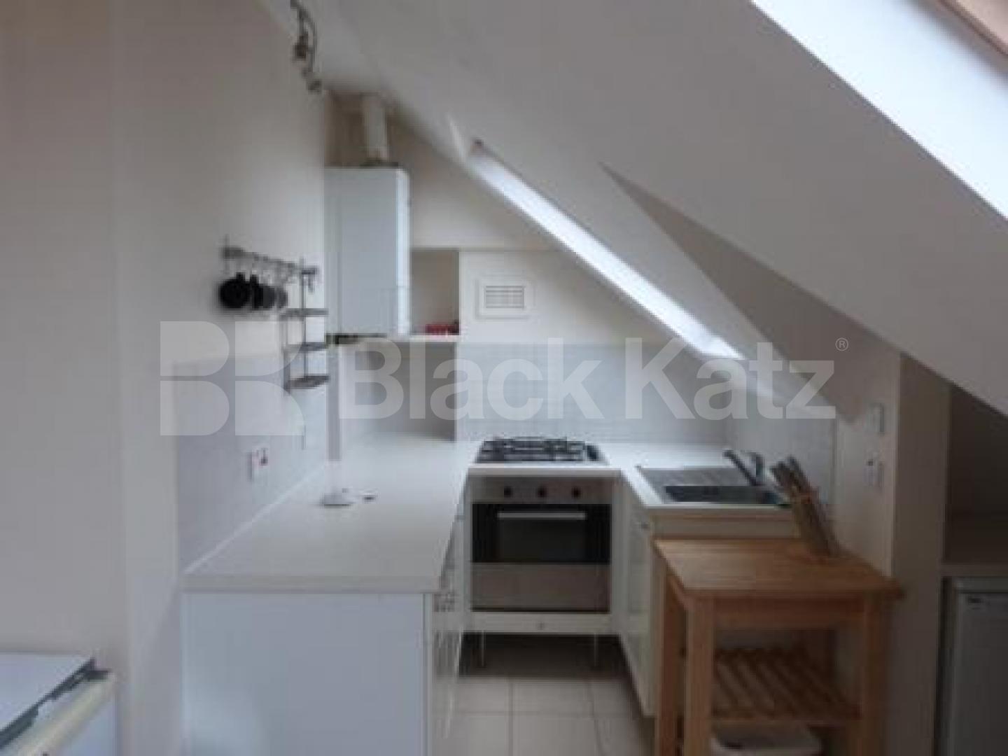 			1 Bedroom, 1 bath, 1 reception Flat			 Ridge Road, Crouch End