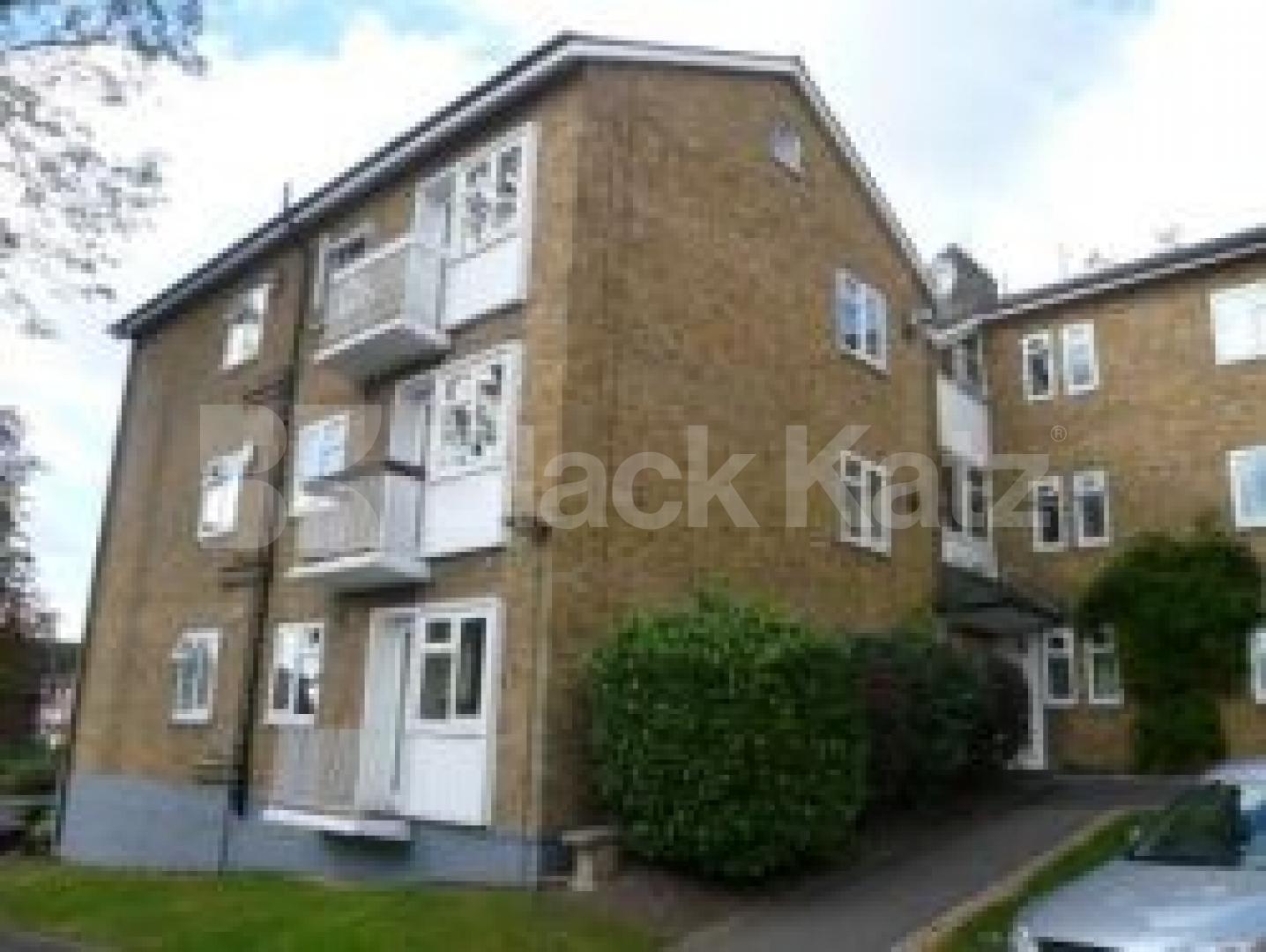 			1 Bedroom, 1 bath, 1 reception Flat			 Muswell Hill, MUSWELL HILL N10