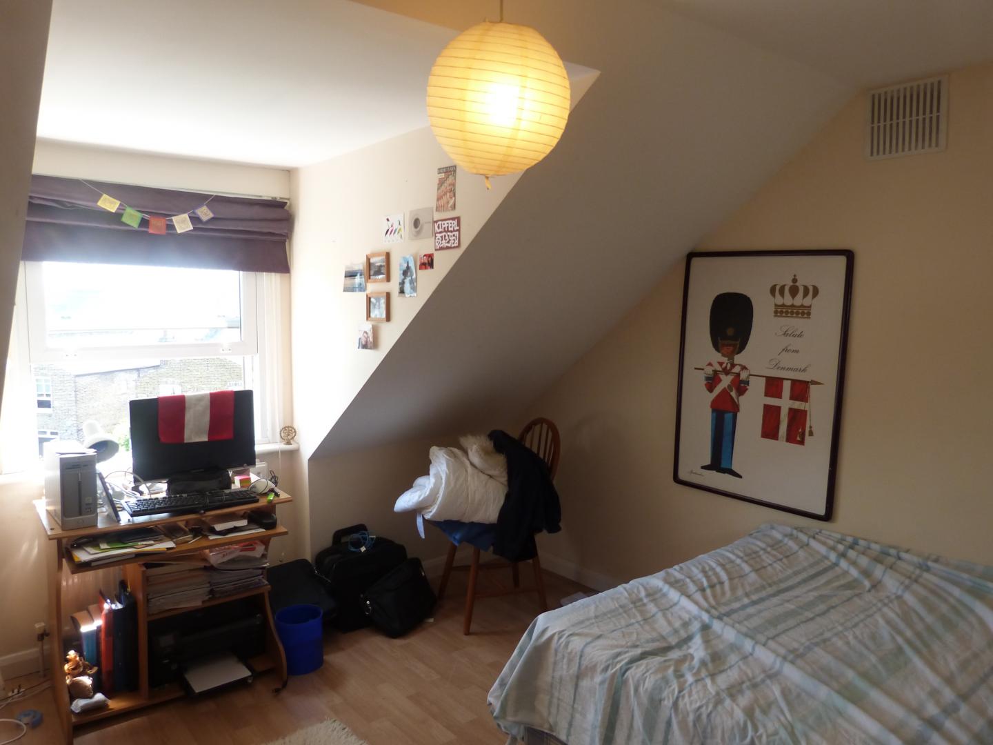 			3 Bedroom, 1 bath, 1 reception Flat			 Buchanan Gardens, KENSAL GREEN