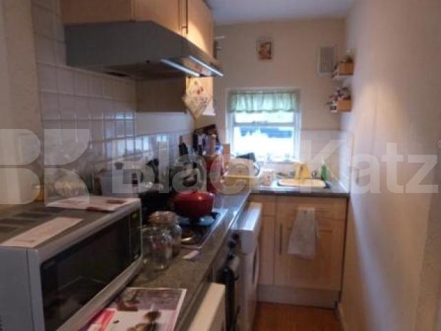 			Amazing location!, 1 Bedroom, 1 bath, 1 reception Flat			 Bishops Road, HIGHGATE