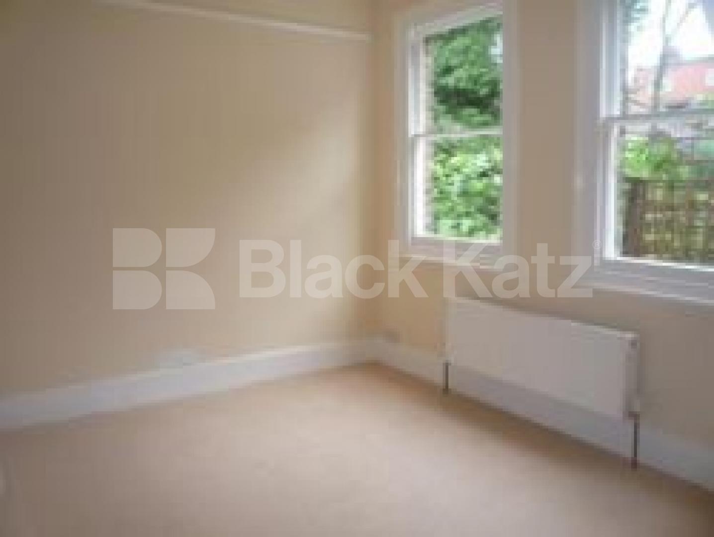 			Available Mid February!, 2 Bedroom, 1 bath, 1 reception Ground Floor Flat			 Northview Road, CROUCH END N8