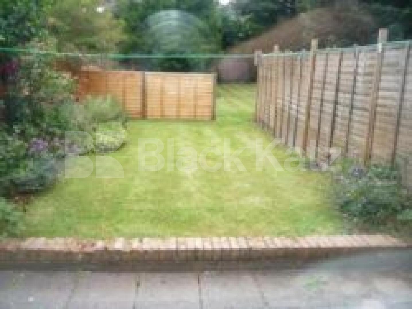 			1 Bedroom, 1 bath, 1 reception Ground Floor Flat			 Queens Avenue, MUSWELL HILL