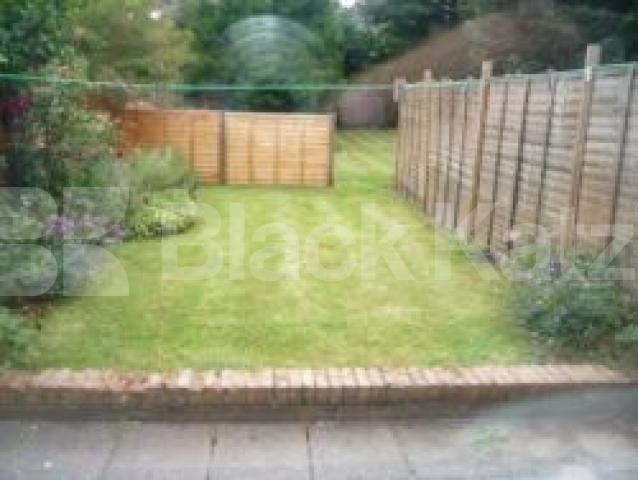 			1 Bedroom, 1 bath, 1 reception Ground Floor Flat			 Queens Avenue, MUSWELL HILL